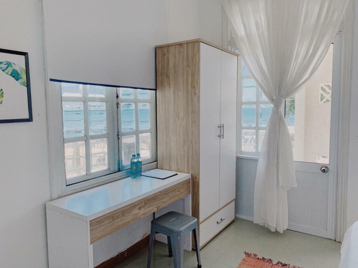 Vivid Seaside Homestay Nha Trang Exterior foto